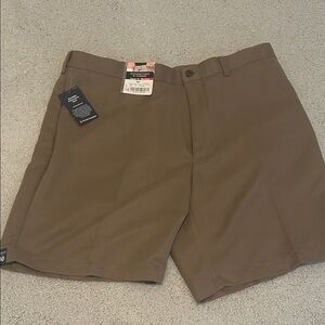 Roundtree & Yorke Tan Flat Front Shorts